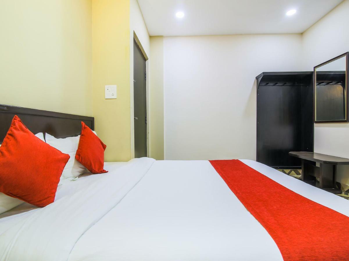 Oyo 315 Aadarsha Inn Rummindei Ngoại thất bức ảnh