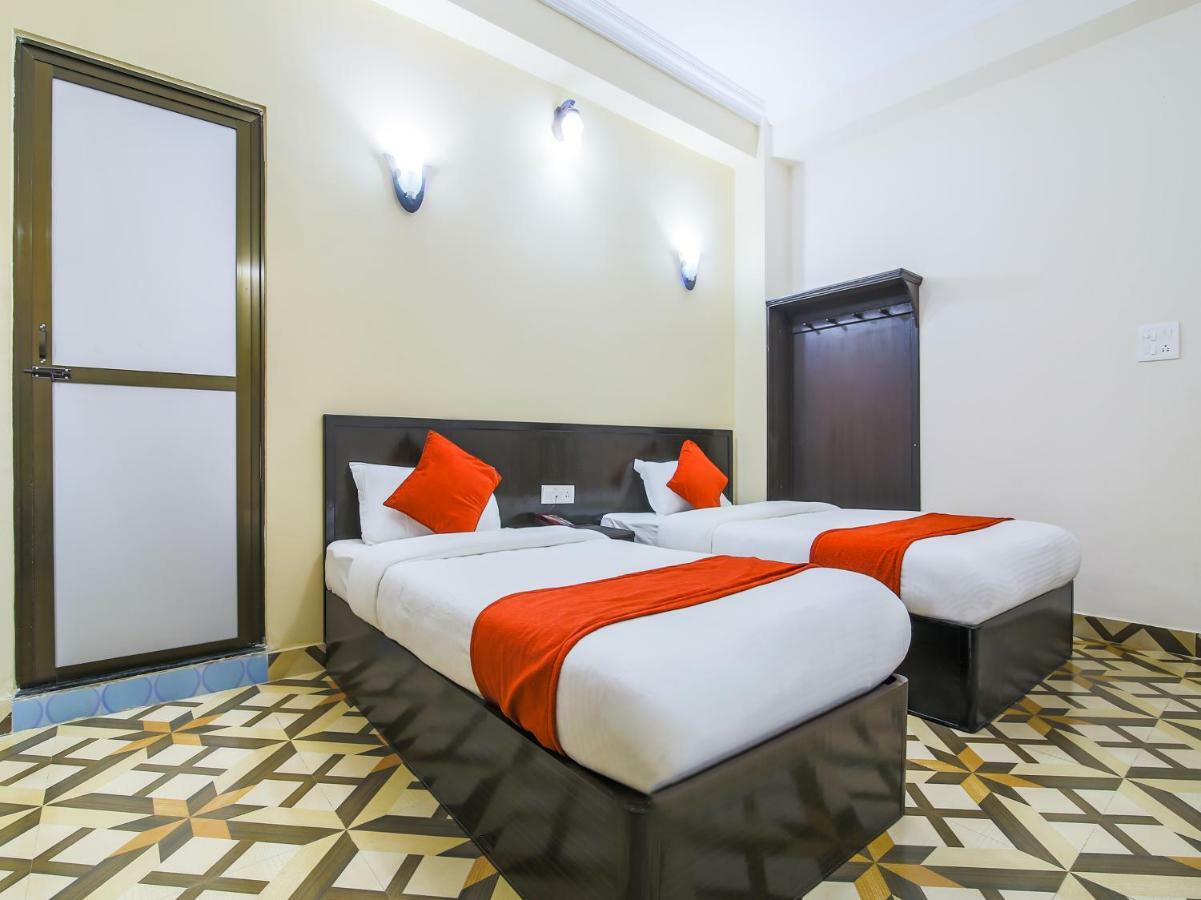 Oyo 315 Aadarsha Inn Rummindei Ngoại thất bức ảnh