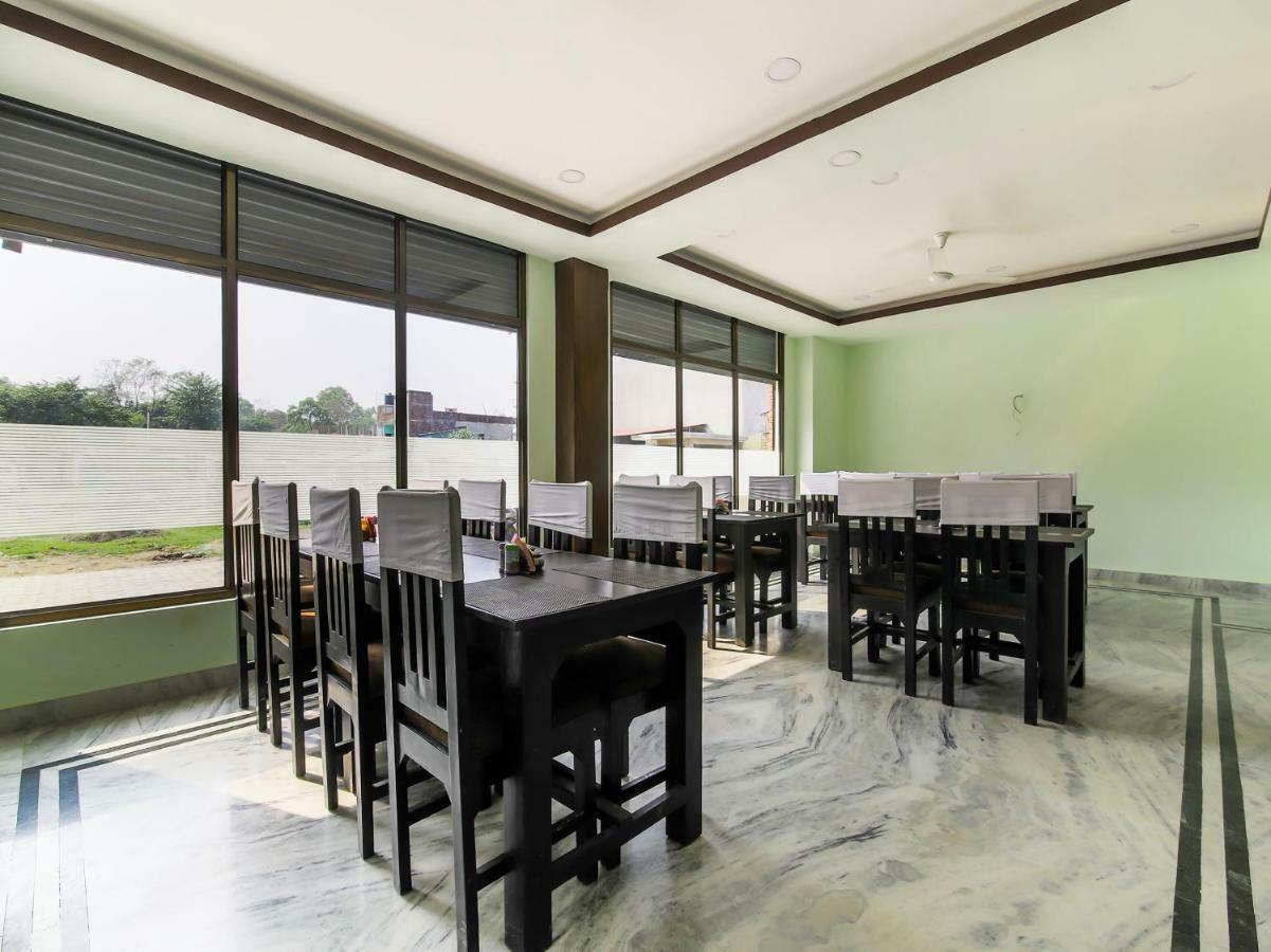 Oyo 315 Aadarsha Inn Rummindei Ngoại thất bức ảnh