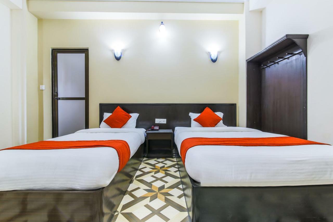 Oyo 315 Aadarsha Inn Rummindei Ngoại thất bức ảnh