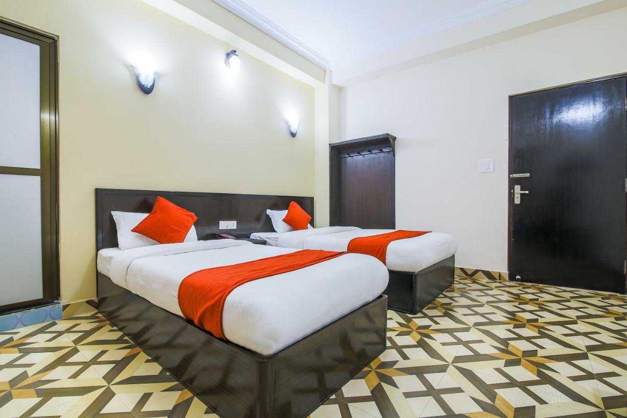 Oyo 315 Aadarsha Inn Rummindei Ngoại thất bức ảnh