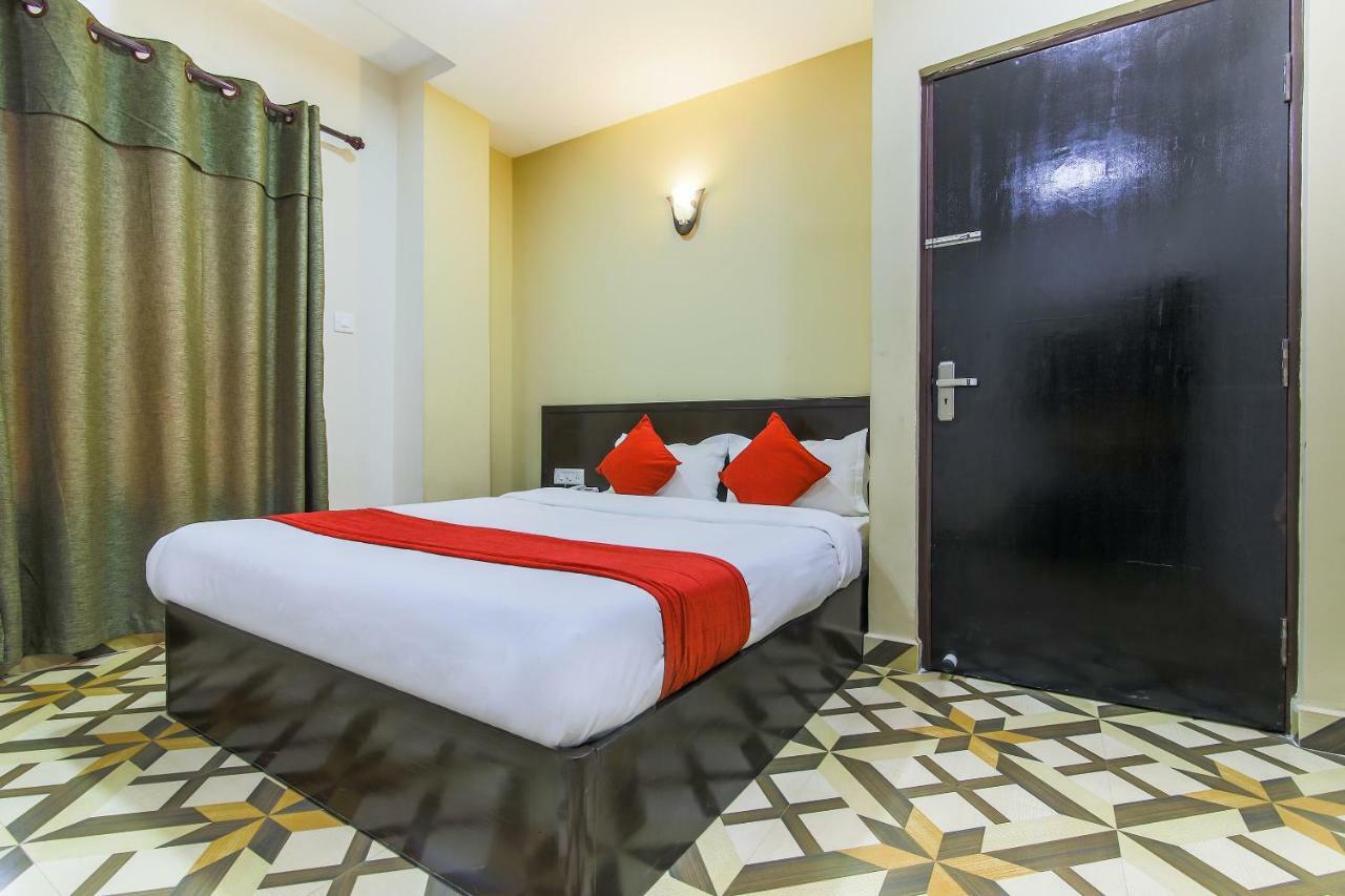 Oyo 315 Aadarsha Inn Rummindei Ngoại thất bức ảnh